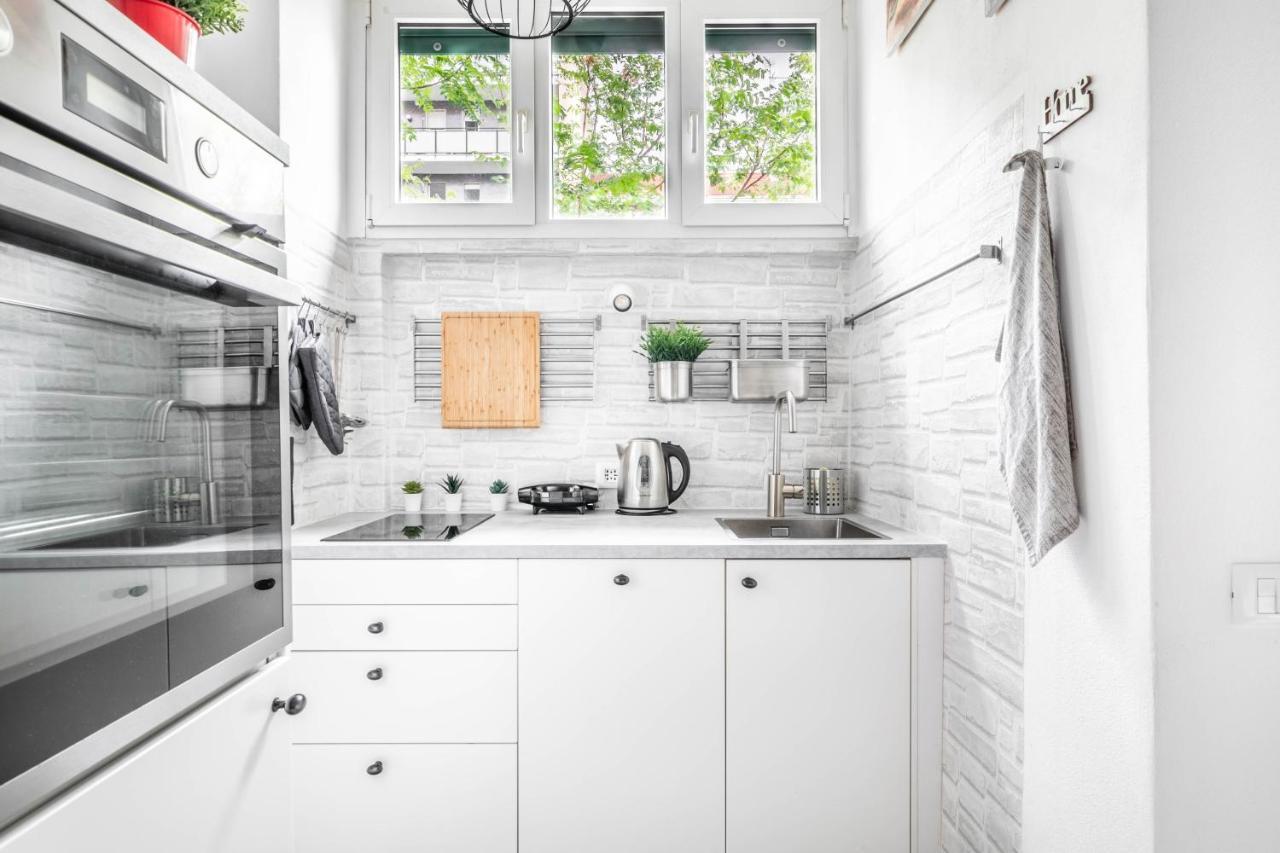 Apartmán Eden House Sansiro-Duomo Netflix & Design Milán Exteriér fotografie