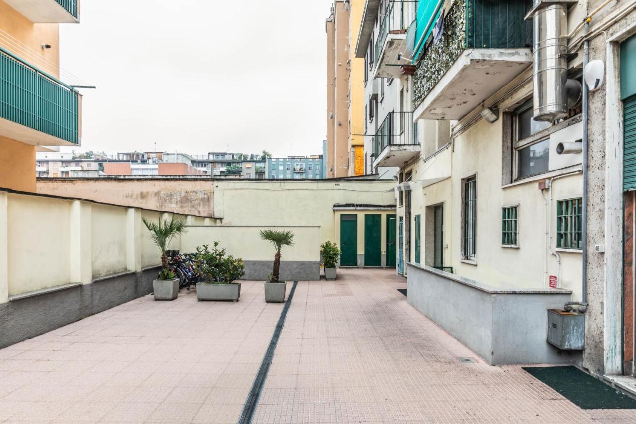 Apartmán Eden House Sansiro-Duomo Netflix & Design Milán Exteriér fotografie
